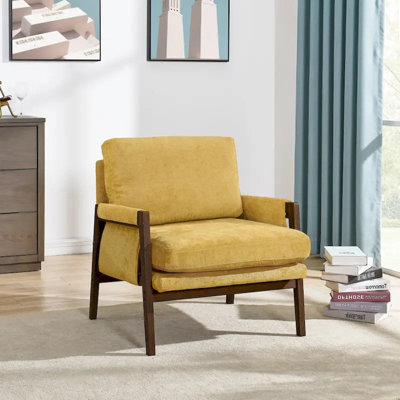 Fauteuil en velours jaune