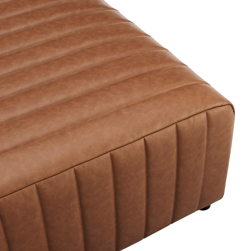 Pouffe carré en similicuir