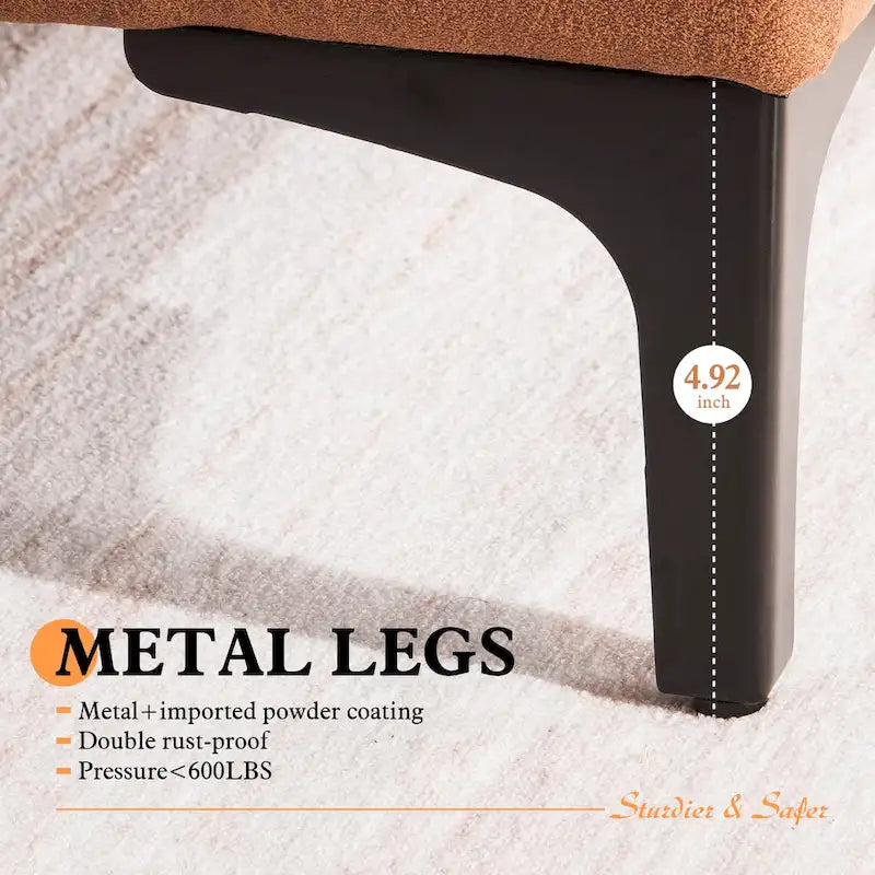 Chaise longue de style médiéval