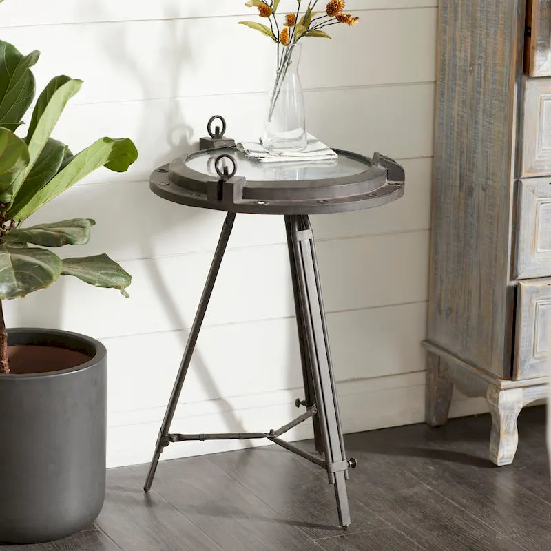 Table d'appoint en métal en forme de boussole