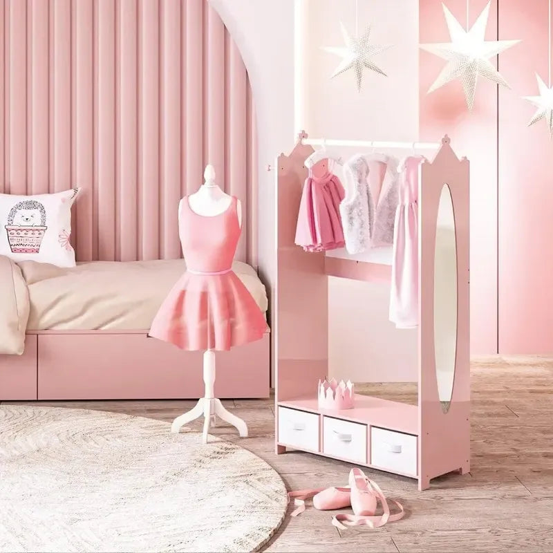 Centre de rangement et d'organisation de vêtements pour enfants